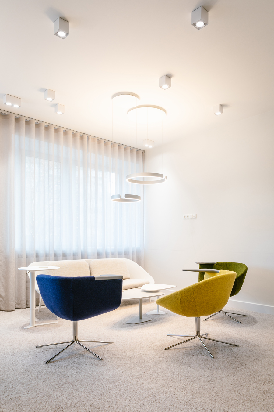 n-vier, interior design, interior fittings, Berlin-Tiergarten, meeting area, lighting design, executive office